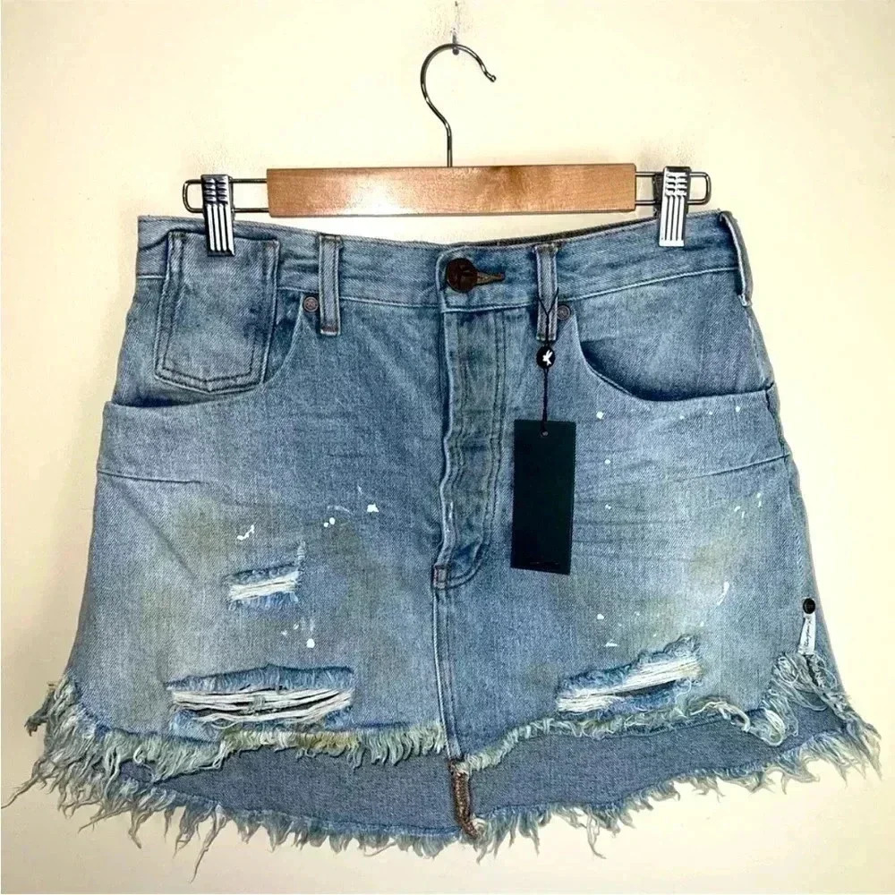 NWT One Teaspoon Distressed Denim Mini Skirt Size 27 Revolve - Picture 1 of 3
